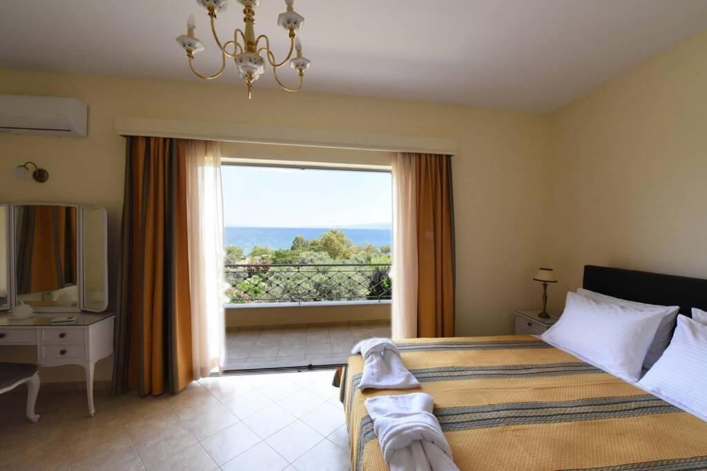 Seaside Villa Andronikos 阿马林索斯 外观 照片